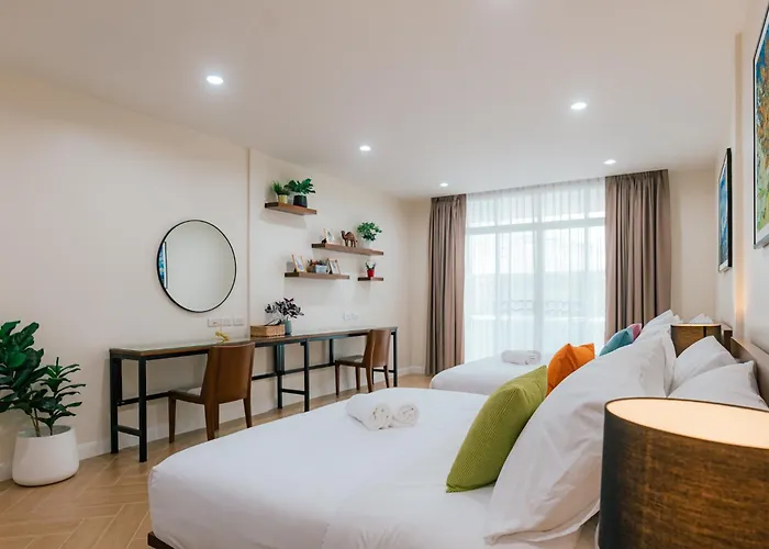 Prime Sukhumvit Modern Home, Phrom Phong Bts, Em District, Up To 14 Guests Villa